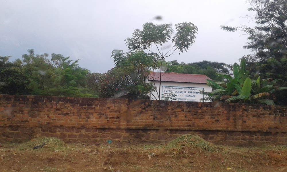 Hôtel AUBERGE LES MAMBOS à Kisangani