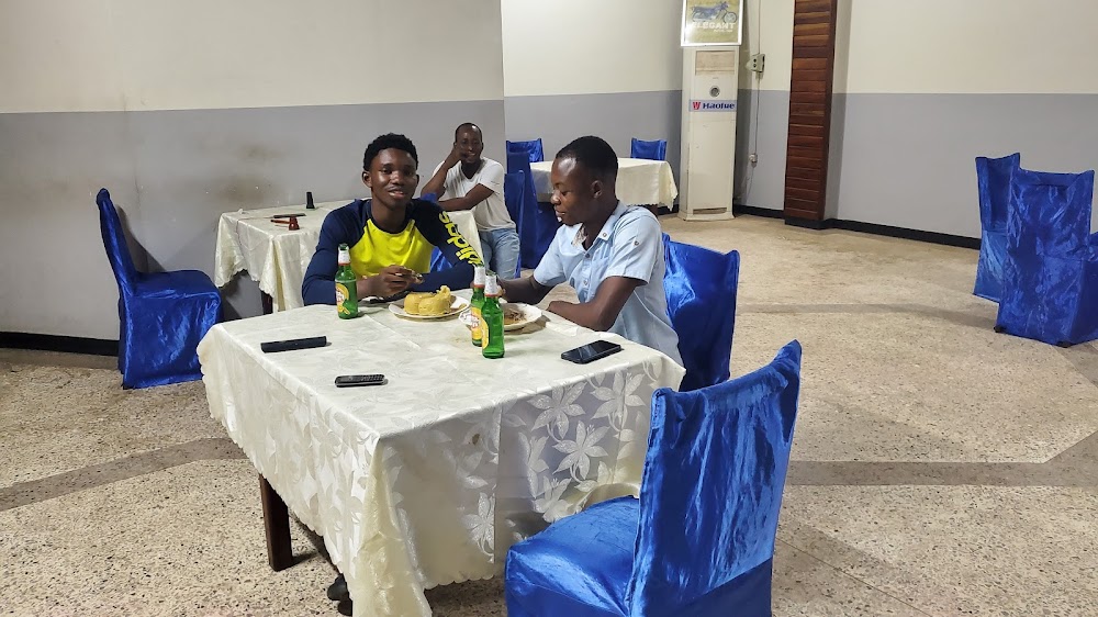 Hôtel Centre D'accueil Joli Reve à Kisangani
